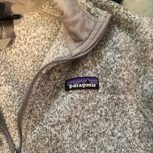 Size small quarter zip Patagonia